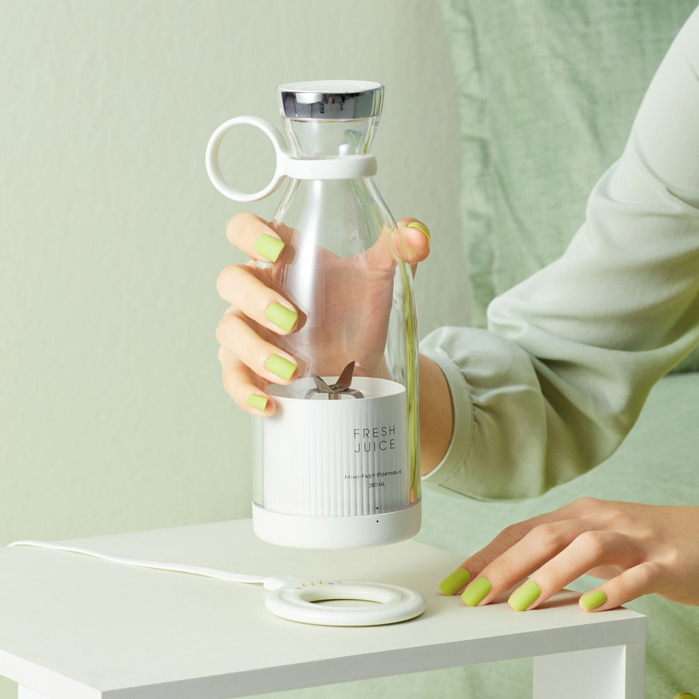 Portable Wireless Electric Juicer Blender